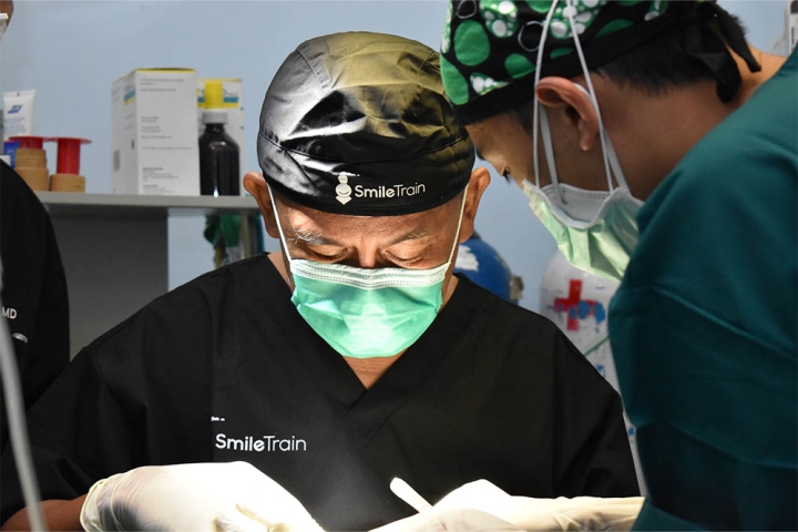 Smile Train-supported Indonesian surgeon performing cleft surgery